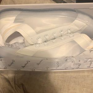 White shoes woman size